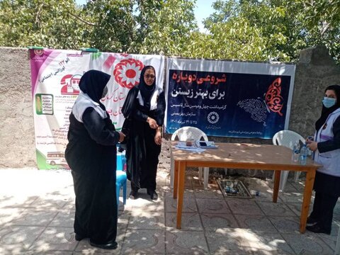 برنامههای کتابخوانی را متناسب با نیازهای مردم روستا طراحی میکنیم