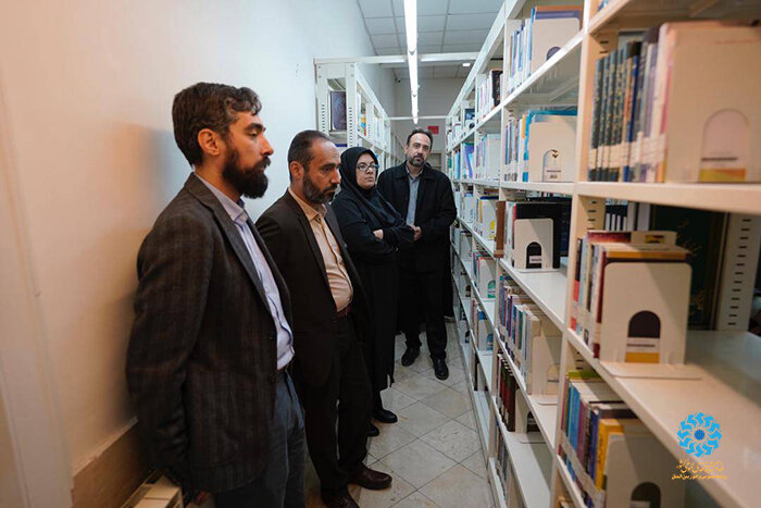 از پاسخگویی به مطالبات کتابداران تا تاکید بر احداث کتابخانه مرکزی