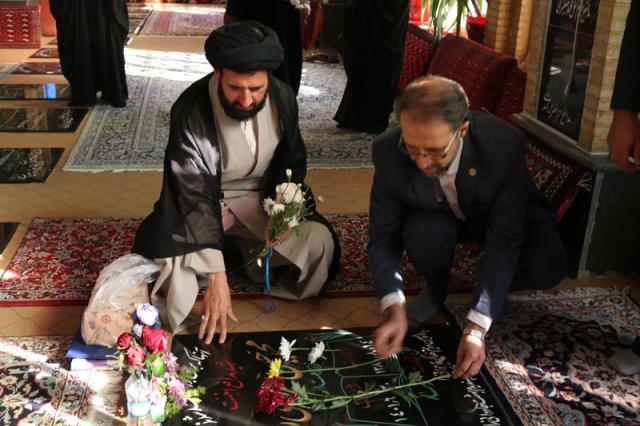 کتابداران گرمساری با آرمانهای امام راحل و شهداء تجدید پیمان کردند