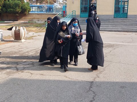 غرفه فرهنگی- ترویجی کتابخانههای عمومی آذربایجانغربی در مصلاهای نمازجمعه برپا شد