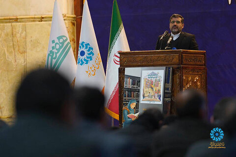 انقلاب ما انقلابی فرهنگی است، چون رهبرانش از اهالی فکر و فرهنگ و کتاب بودند/ بنای ما در دولت مردمی کمک به گسترش کتابخانه‌های عمومی است