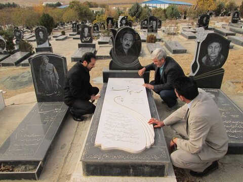 مراسم غبارروبی از مزار شهداء و تجدید پیمان با آرمانهای امام راحل(ره) در آذربایجانغربی