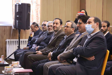 پوستر سیامین دوره هفته کتاب رونمایی شد / زنگ کتاب و کتابخوانی در مدرسه حضرت زهرا(س) همدان نواخته شد