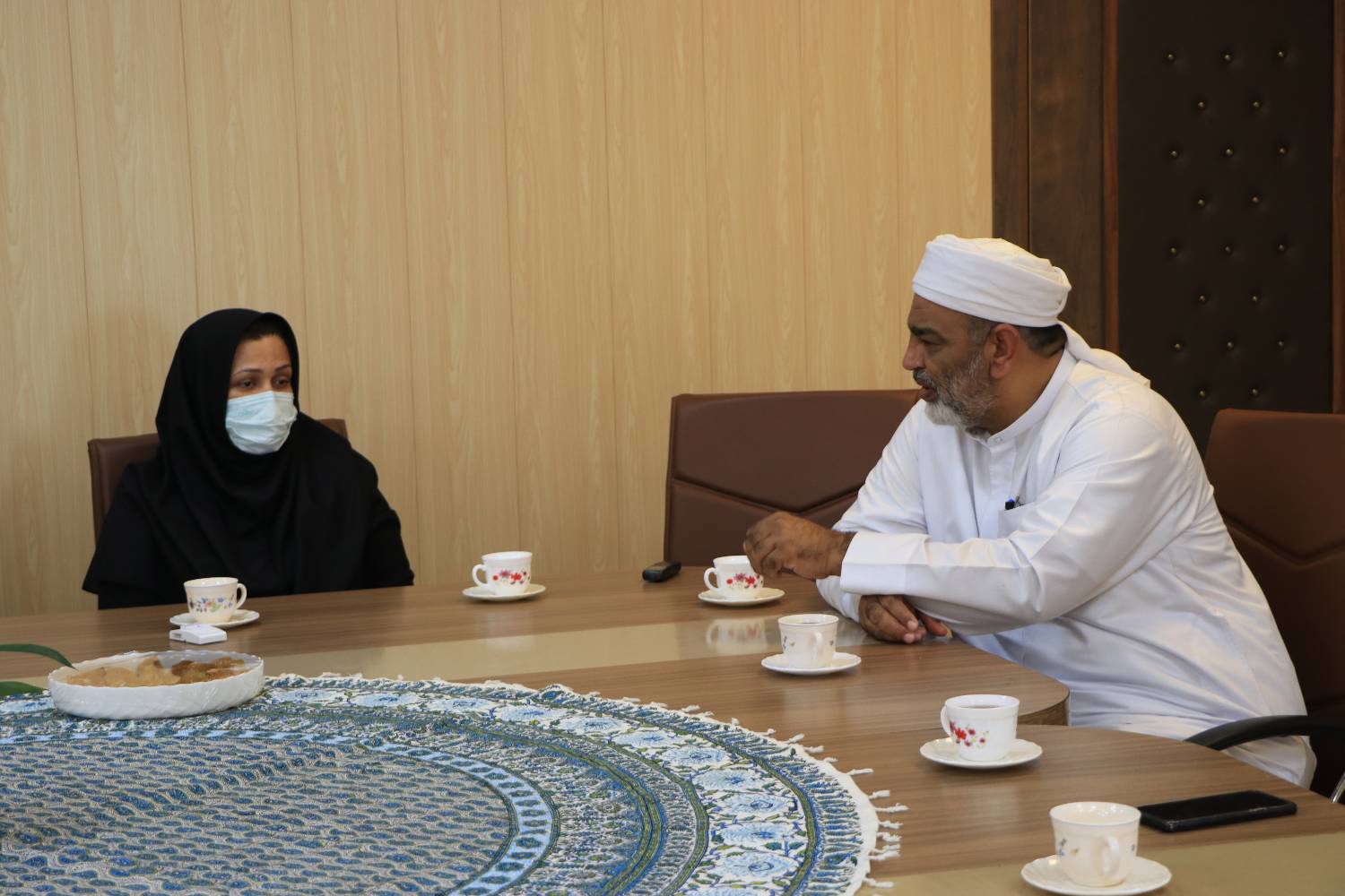 اگر فرهنگ کتابخوانی گسترش یابد راه گفتوگو باز میشود