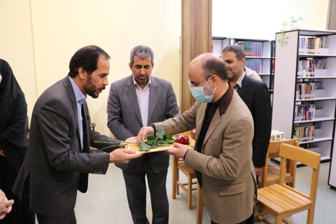 در سطح ملی و استانی از کتابخانههای عمومی حمایت خواهیم کرد