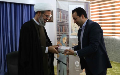 مطالعه در فضای کتابخانه ذهن را تحلیلگر بار میآورد