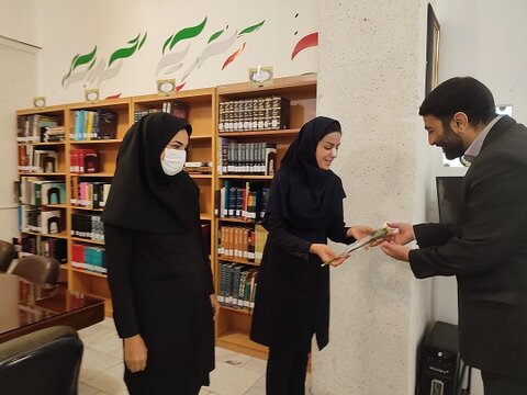 حضور مدیران فرهنگی چهارمحال و بختیاری در کتابخانههای عمومی و تقدیر از کتابداران