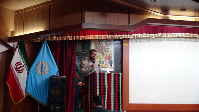 تلاش برای ایجاد توازن در خدمات سنتی و جدید کتابخانههای عمومی