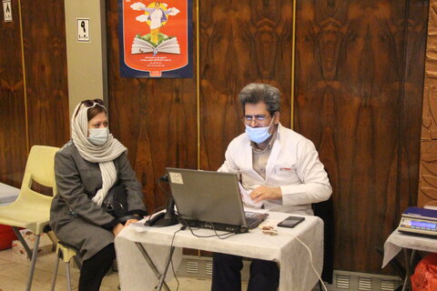 اهدای خون توسط جمعی از کارکنان و کتابداران کتابخانههای عمومی تهران