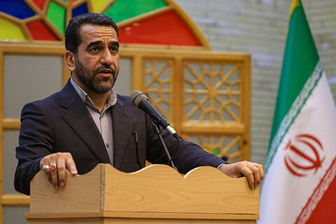 خدمترسانی کتابخانه عمومی شهدای شاهدیه با ظاهری جدید