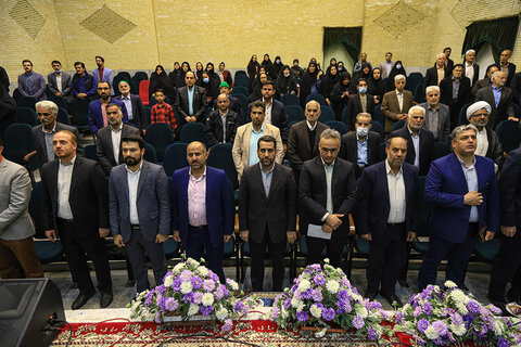 خدمترسانی کتابخانه عمومی شهدای شاهدیه با ظاهری جدید