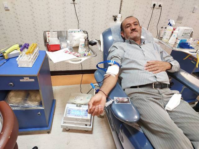 اهدای خون جمعی از کارکنان و کتابداران کتابخانههای عمومی کهگیلویه و بویراحمد