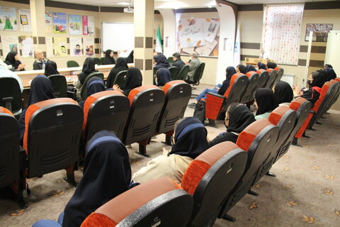 هفته کتاب بهانهای برای تلاش مضاعف در ترویج فرهنگ کتابخوانی در جامعه است