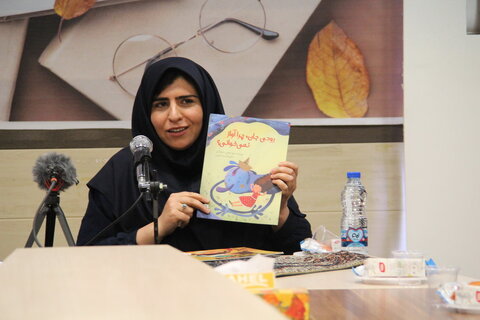 هفته کتاب بهانهای برای تلاش مضاعف در ترویج فرهنگ کتابخوانی در جامعه است