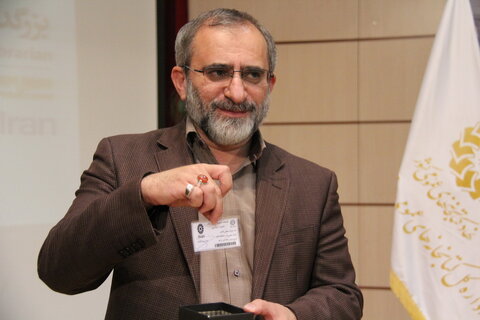 لزوم توجه به آینده حوزه کتاب و توسعه کتابخانههای دیجیتال