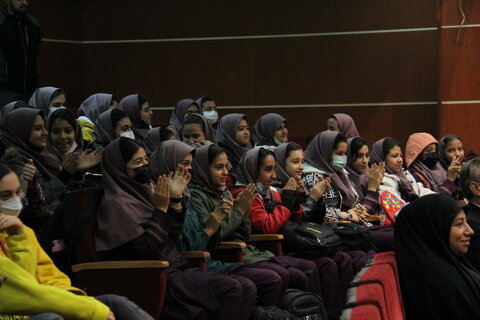 لزوم توجه به آینده حوزه کتاب و توسعه کتابخانههای دیجیتال