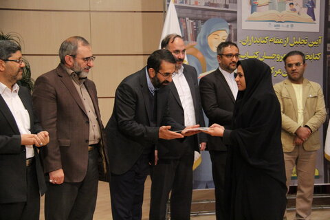 لزوم توجه به آینده حوزه کتاب و توسعه کتابخانههای دیجیتال