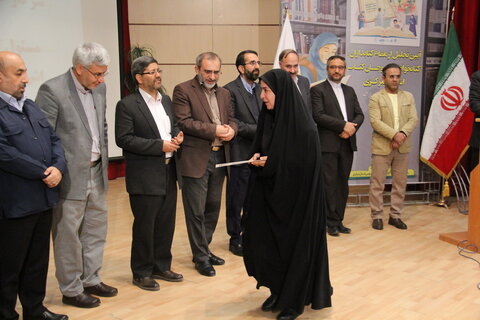 لزوم توجه به آینده حوزه کتاب و توسعه کتابخانههای دیجیتال