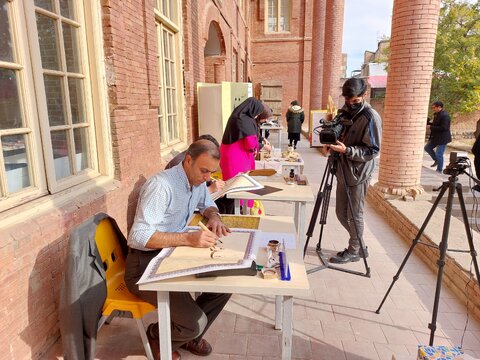 «گذر کتابخوانی» در آذربایجانغربی برپا شد