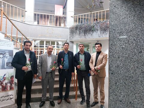 کتابداران و کارکنان کتابخانههای عمومی آذربایجانغربی به پویش «کتابخون» پیوستند