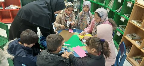 محفل ادبی کتابخانه عمومی ریحانه النبی (س) برگزار شد