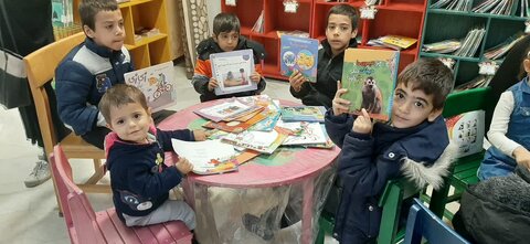 محفل ادبی کتابخانه عمومی ریحانه النبی (س) برگزار شد