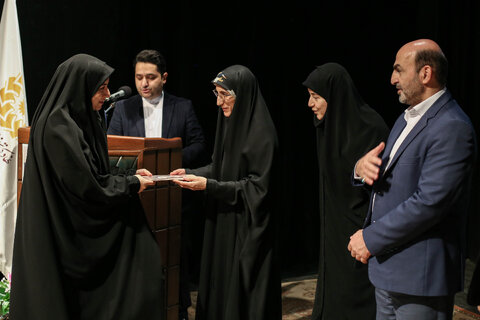 بزرگداشت هفته کتاب قزوین