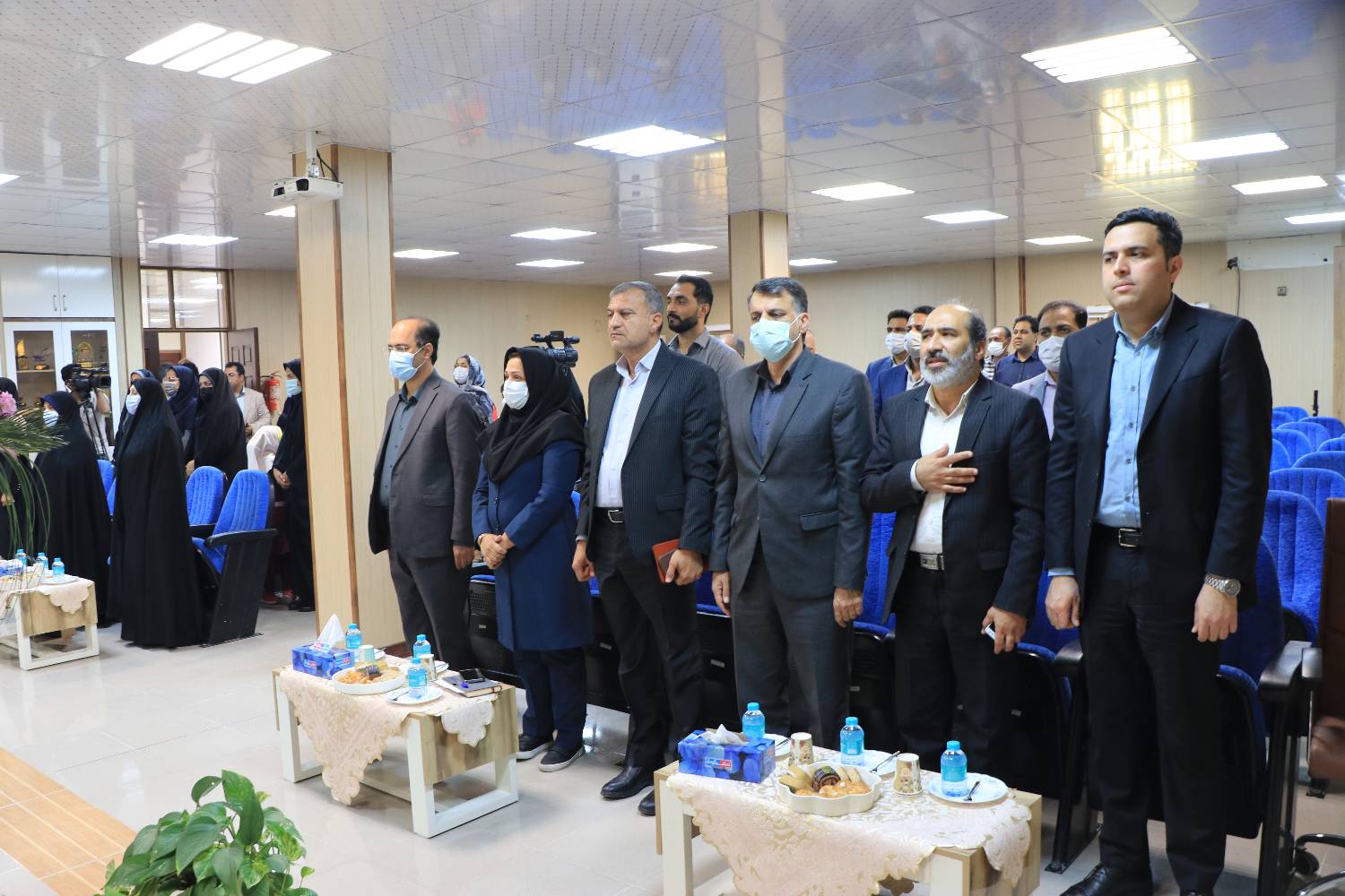 کتابداران در مسئولیتپذیری، تلاش و بزرگ اندیشی خاص و نمونه هستند