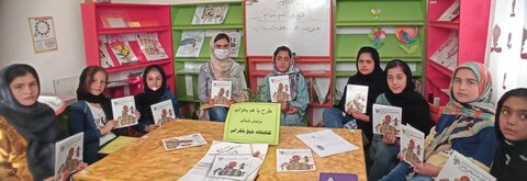 مطالعه جمعی، بچه ها را از لابهلای سطرهای کتاب به جایی در زندگی پرتاب می کند