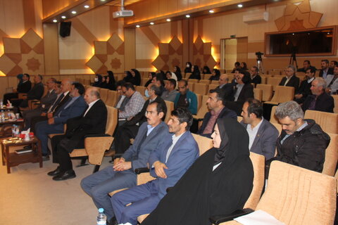 مراسم بزرگداشت مقام کتاب، کتابخوانی و کتابدار استان زنجان برگزار شد