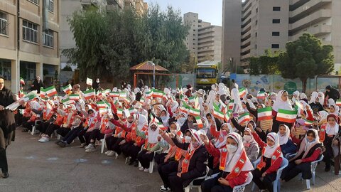 آیین «نواختن زنگ کتاب» تا برپایی «جشن کودک» در شهرستان پاکدشت