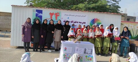 مادربزرگی که با قصههای محلیاش پای ثابت طرح «با هم بخوانیم» شد