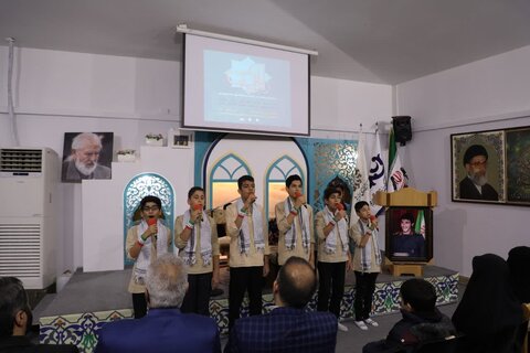 محفل شعر زلال قریحه در قم برگزار شد