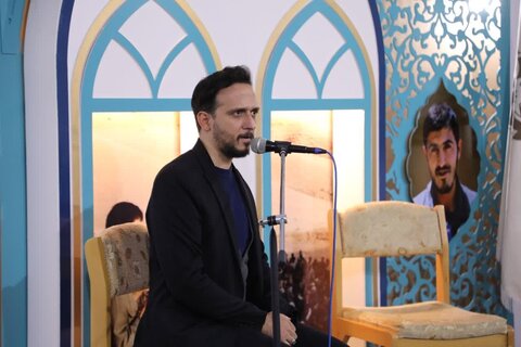 محفل شعر زلال قریحه در قم برگزار شد