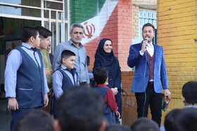 استقبال کودکان از کاروان شادی پیمایی «یار مهربان» 