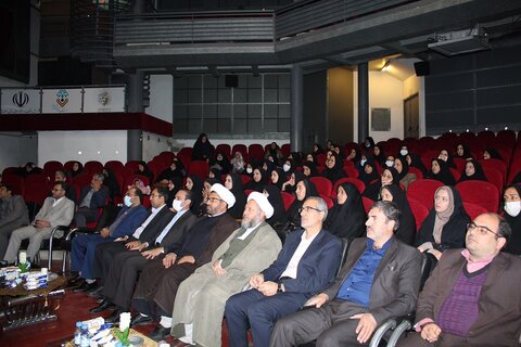 تبدیل کتابخانههای عمومی به پایگاهها فرهنگی اجتماعی با محوریت کتاب و کتابخوانی