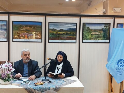 شاعران و نویسندگان زبان گویای هر قوم و ملت هستند