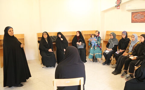 وقتی کتاب گل سرسبد دورهمیهای مردم روستای مرزون آباد بابل شد