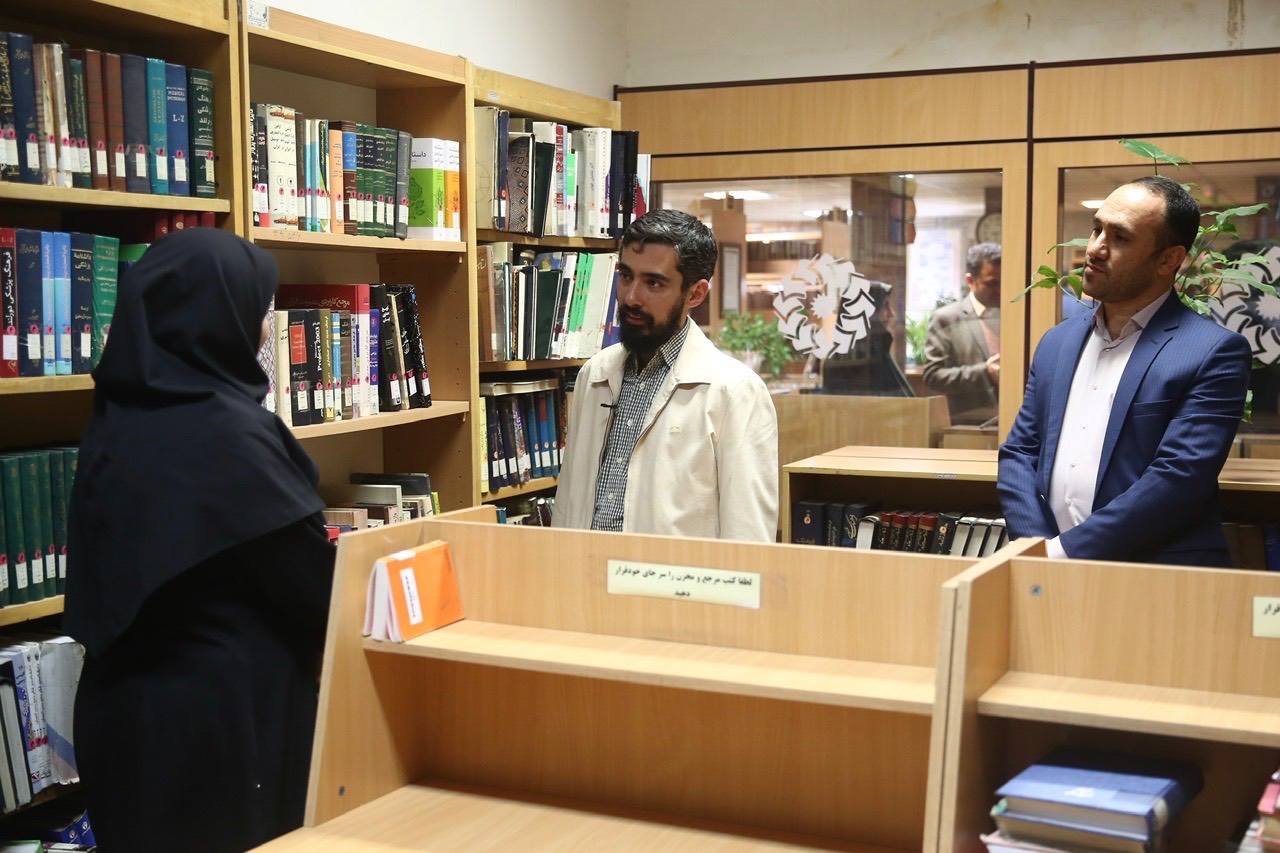 تلاش برای افزایش رفاهیت برای بهبود معیشت کتابداران/ مجموعه نهاد، مجموعهای جوان، پرتلاش و خوشایده