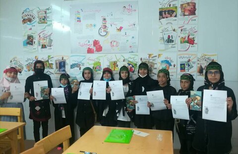 جذابیت فرایند مطالعه در طرح باهم بخوانیم بچه ها را به حضور مستمر در کتابخانه ترغیب کرد