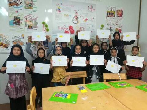 جذابیت فرایند مطالعه در طرح باهم بخوانیم بچه ها را به حضور مستمر در کتابخانه ترغیب کرد