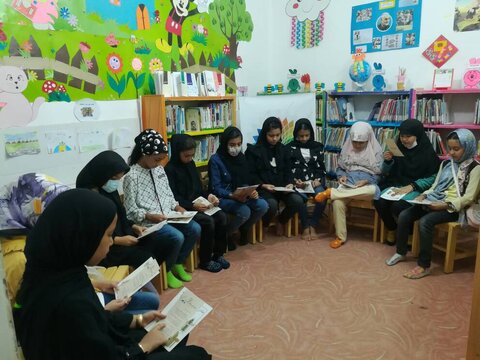 جذابیت فرایند مطالعه در طرح باهم بخوانیم بچه ها را به حضور مستمر در کتابخانه ترغیب کرد