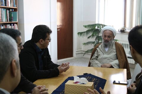 ضرورت حفظ گنجینه نسخ خطی کتابخانه آیتالله روحانی بابل