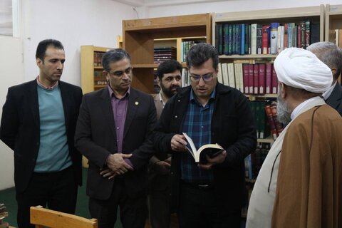 ضرورت حفظ گنجینه نسخ خطی کتابخانه آیتالله روحانی بابل