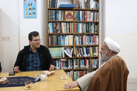 ضرورت حفظ گنجینه نسخ خطی کتابخانه آیتالله روحانی بابل