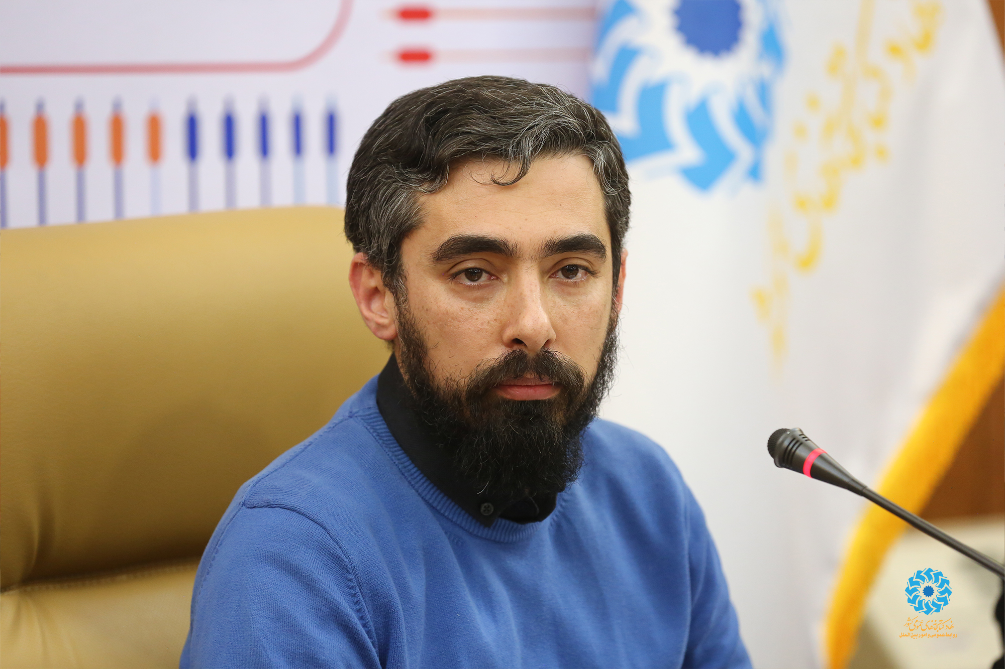 نزدیک شدن مجموعهسازی کتابخانههای عمومی به نیازهای کاربران