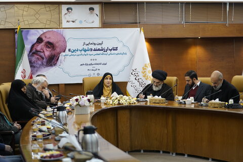 آیتالله مرعشی نجفی از بزرگترین مروجان فرهنگ کتاب و کتابخوانی بودند