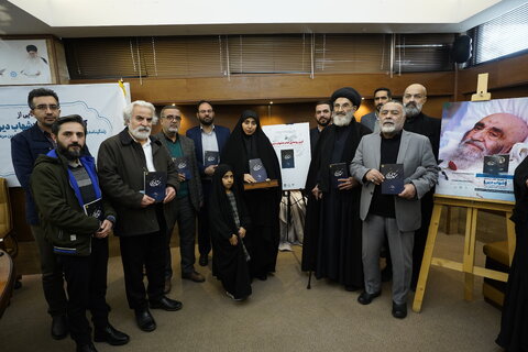 آیتالله مرعشی نجفی از بزرگترین مروجان فرهنگ کتاب و کتابخوانی بودند