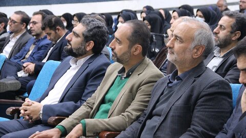 نقش بیبدیل کتابخانهها به عنوان مراکز فرهنگی در ارائه خدمات به اقشار مختلف مردم