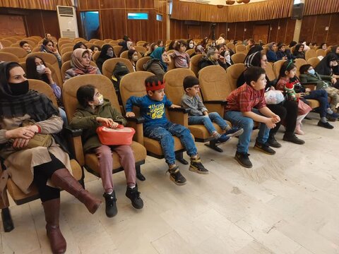 اولین دوره مسابقات سالانه نقالی بین کتابخانه های عمومی استان تهران برگزار شد